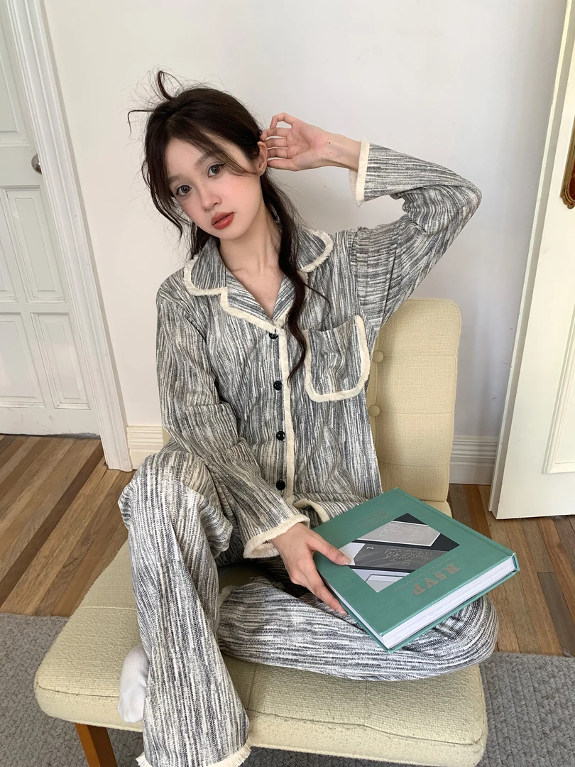 高级感简约休闲不规则条纹睡衣女春秋韩版ins宽松长袖长裤家居服