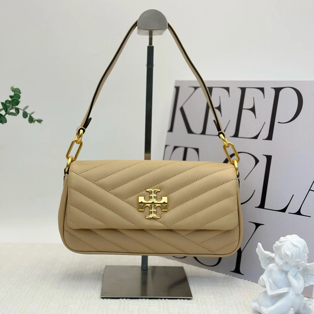 99新 TORY BURCH/汤丽柏琦 Kira单肩腋下包 奶茶法棍 009经典绗缝