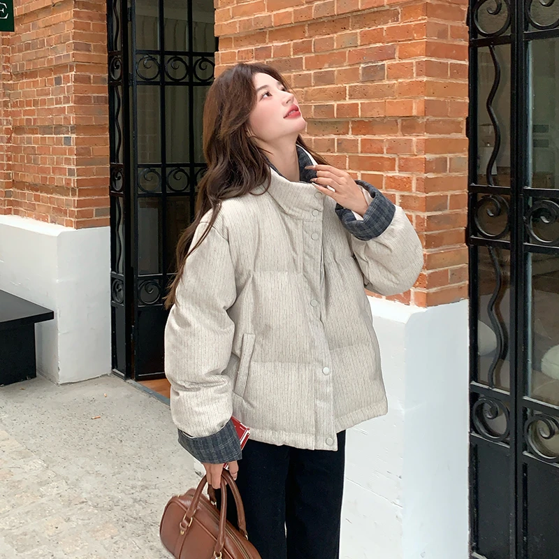 撞色格子拼接羽绒服女冬季2024新款韩系保暖小个子短款立领面包服