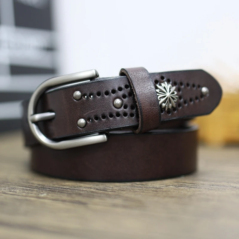 潮流女神针扣软牛皮铆钉装饰高级感女式时尚百搭简约复古棕色腰带