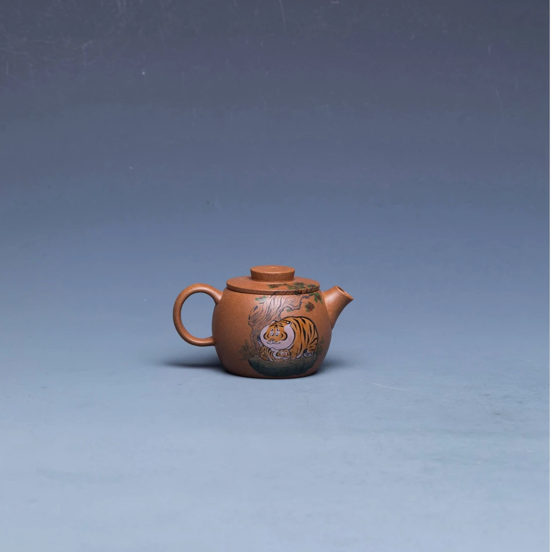 五堂小井 金刚巨轮壶-胖虎 段泥 130cc