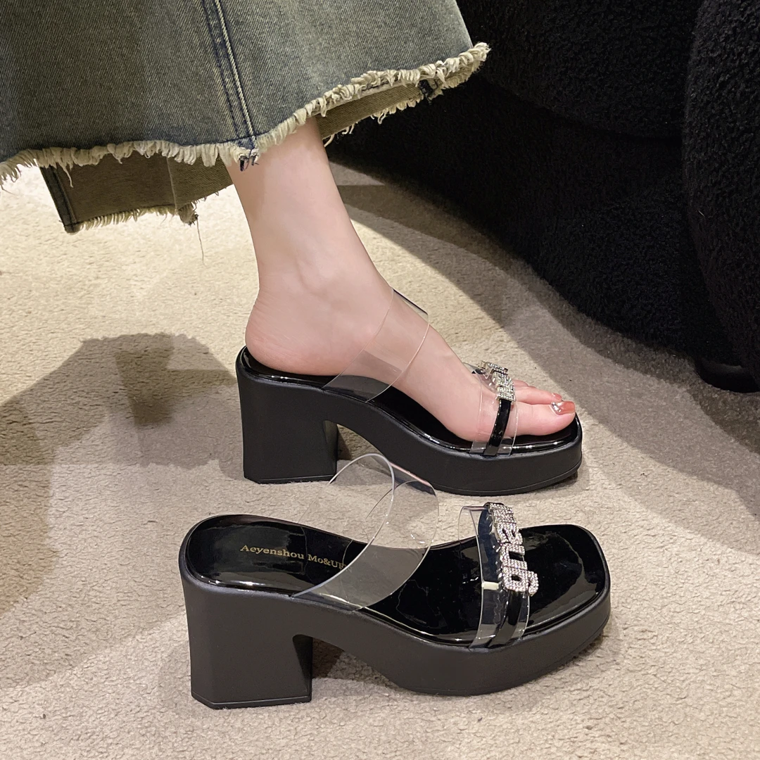 水钻粗跟高跟凉拖鞋女2024夏季新款透明一字带高级感厚底粗跟外穿