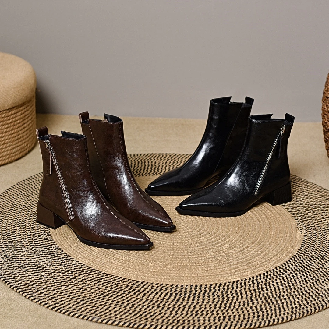 羊皮短靴女2024新款尖平底超软裸靴真皮英伦风马丁靴网红瘦瘦靴