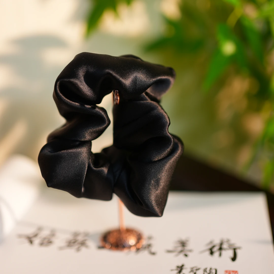 【黑色发圈】真丝素绉缎 手工拎缝 国风配饰