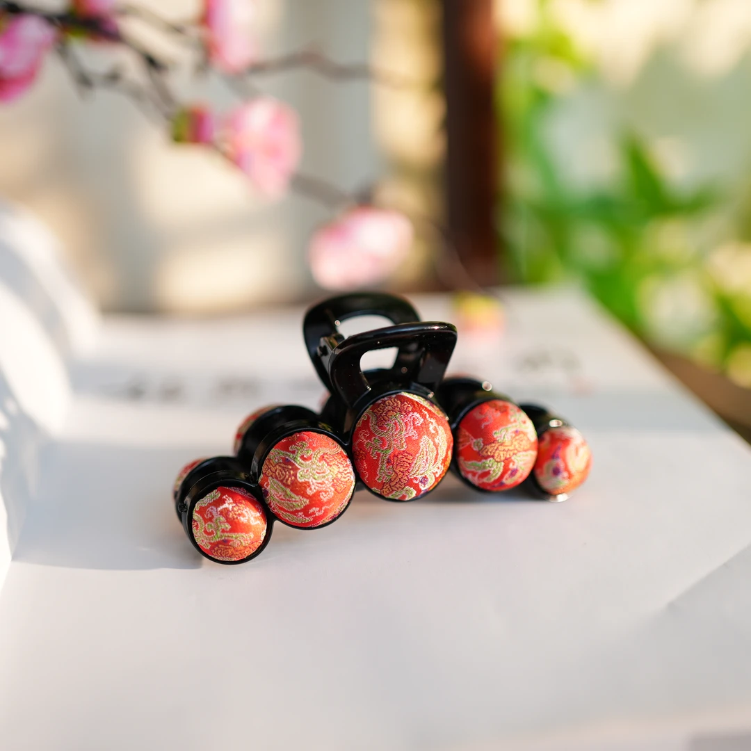 【豆豆抓夹】宋锦香云纱 手工拎缝制作10cm树脂抓夹