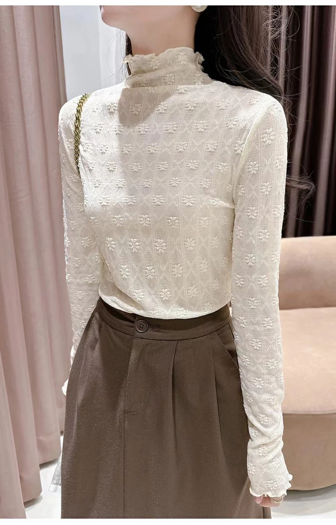 花朵刺绣水溶蕾丝打底衫木耳边设计显瘦内搭
