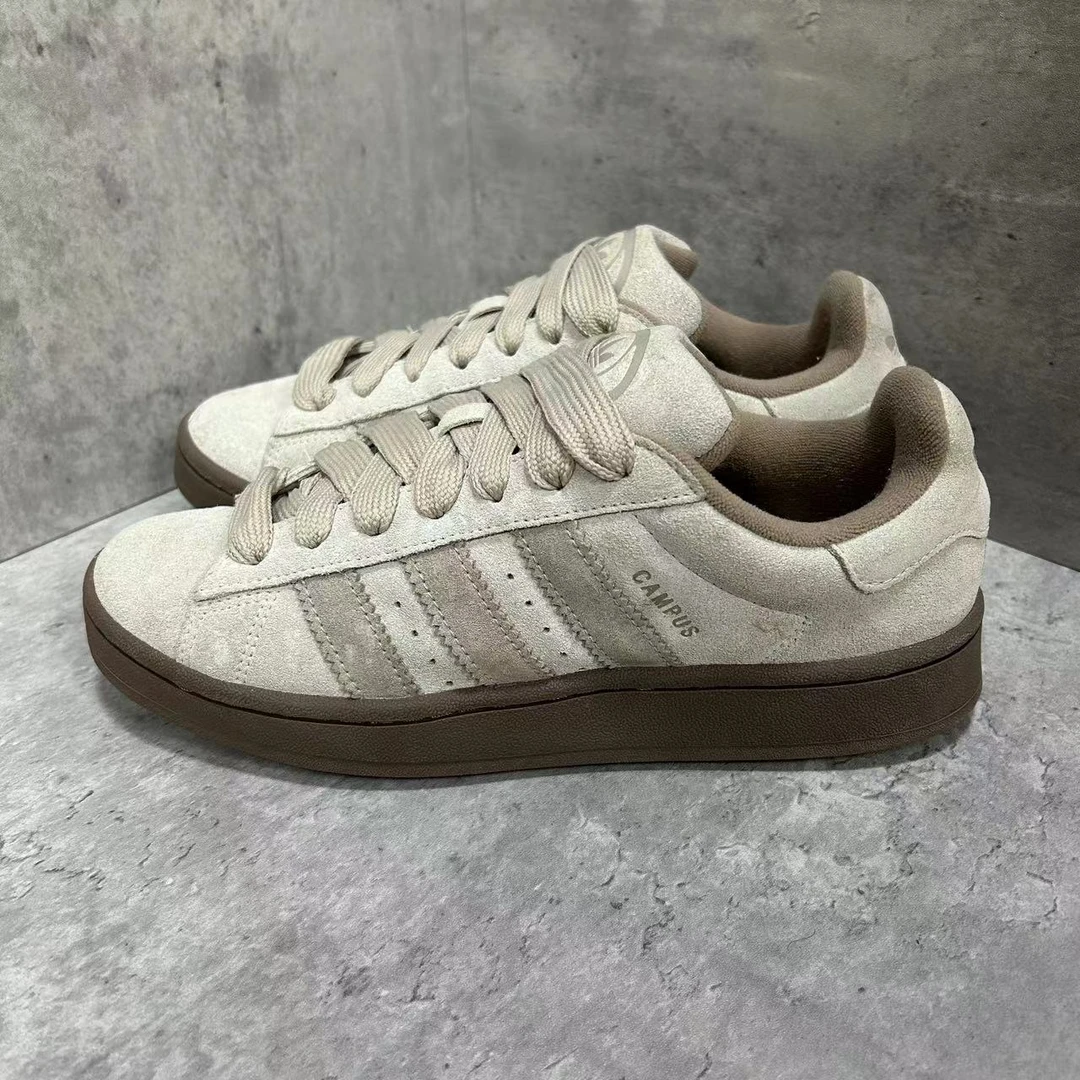 42码 adidas 低帮 板鞋 米色
