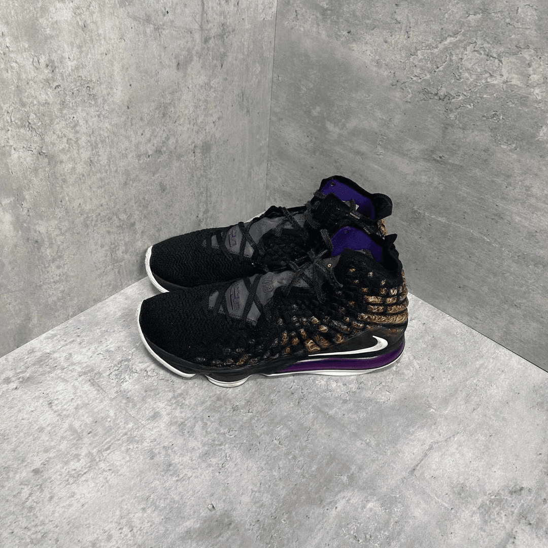 47.5码 Nike 詹姆斯17 高帮 实战篮球鞋 工价1499