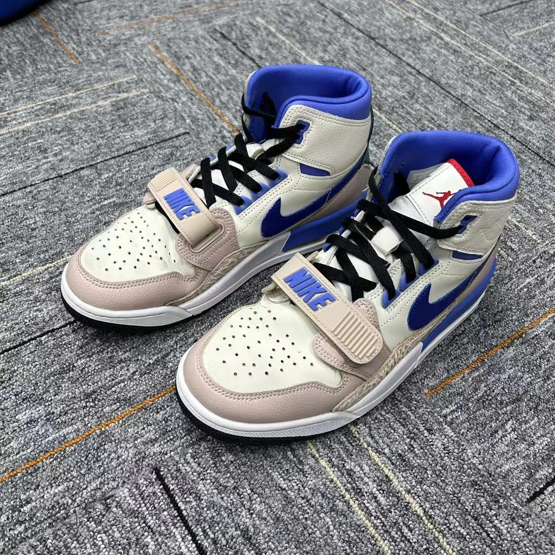 41码 AJ312 情人节 米粽色 高帮 复古篮球鞋