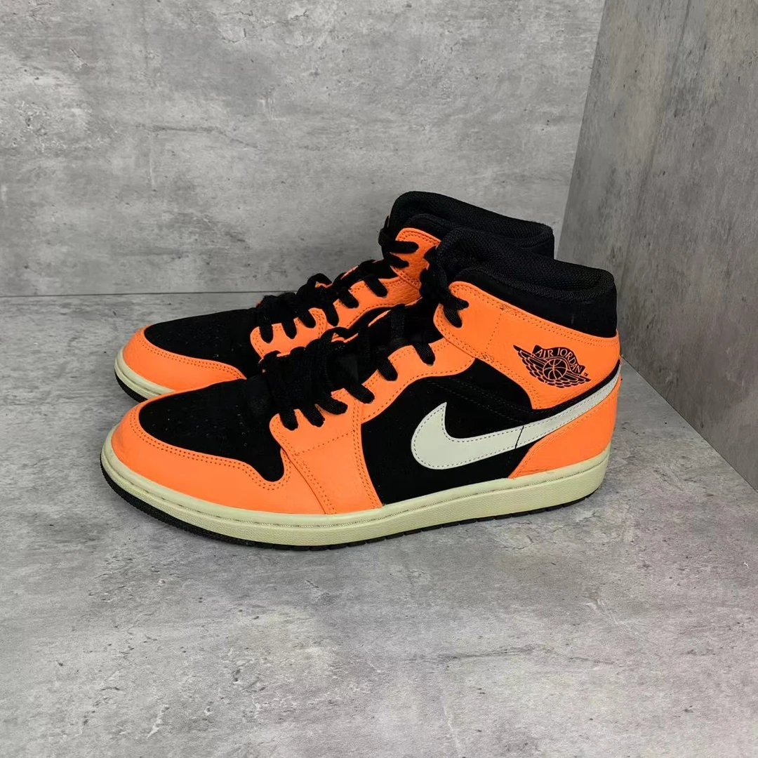 45码 AJ1 小扣碎 高帮篮球鞋 工价1289