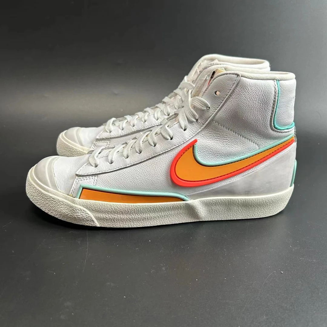 38码 Nike Blazer‘77 中帮 板鞋 白蓝橙