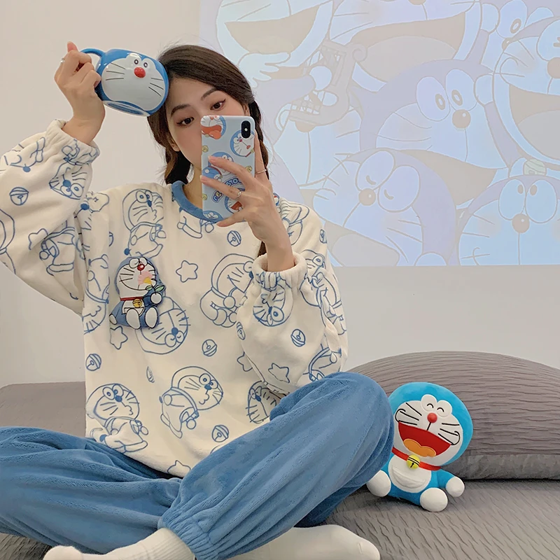 2024秋冬季新款卡通哆啦A梦圆领睡衣女士甜美保暖学生家居服套装