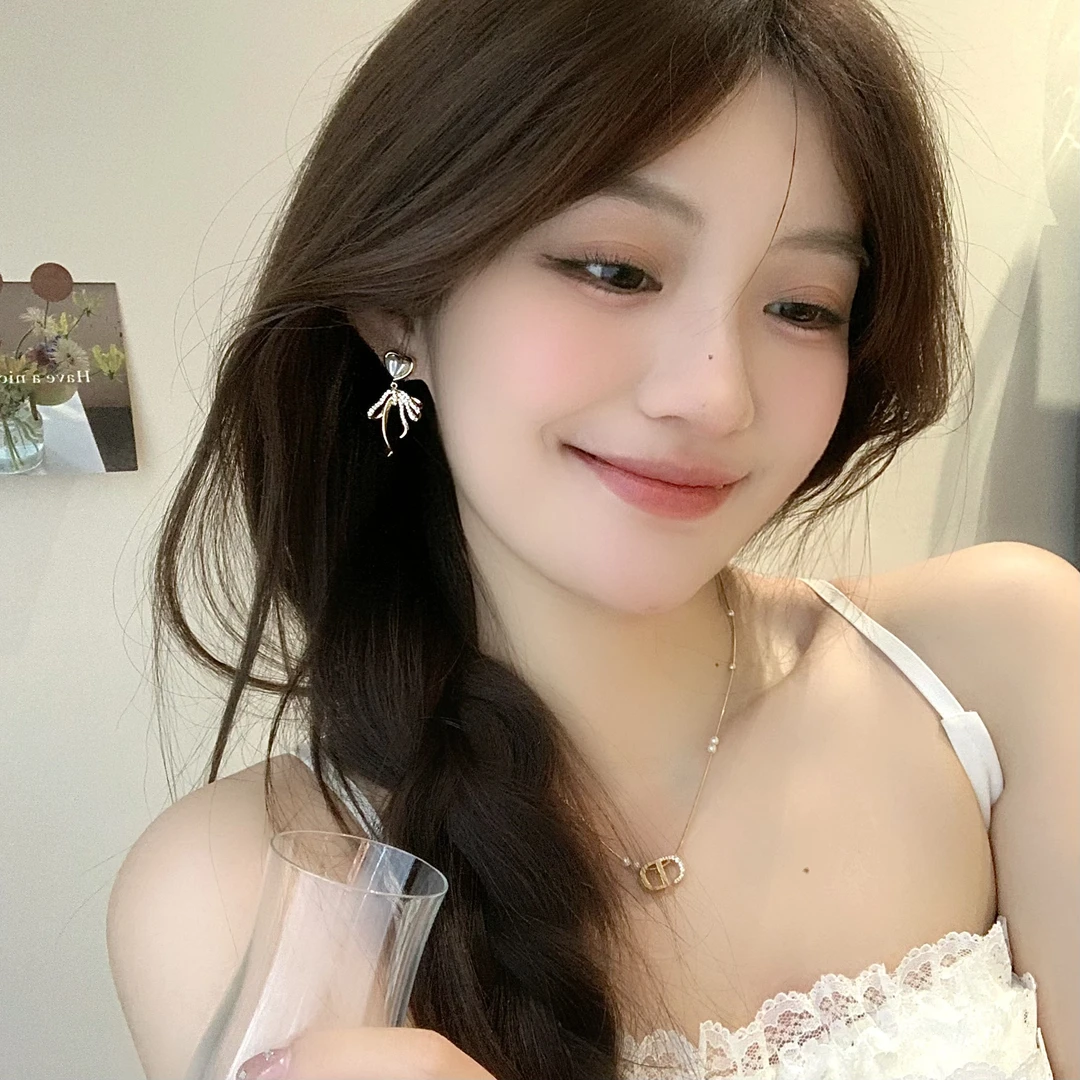 FULL GIRLISH耳环01084爱心满镶蝴蝶轻奢耳环