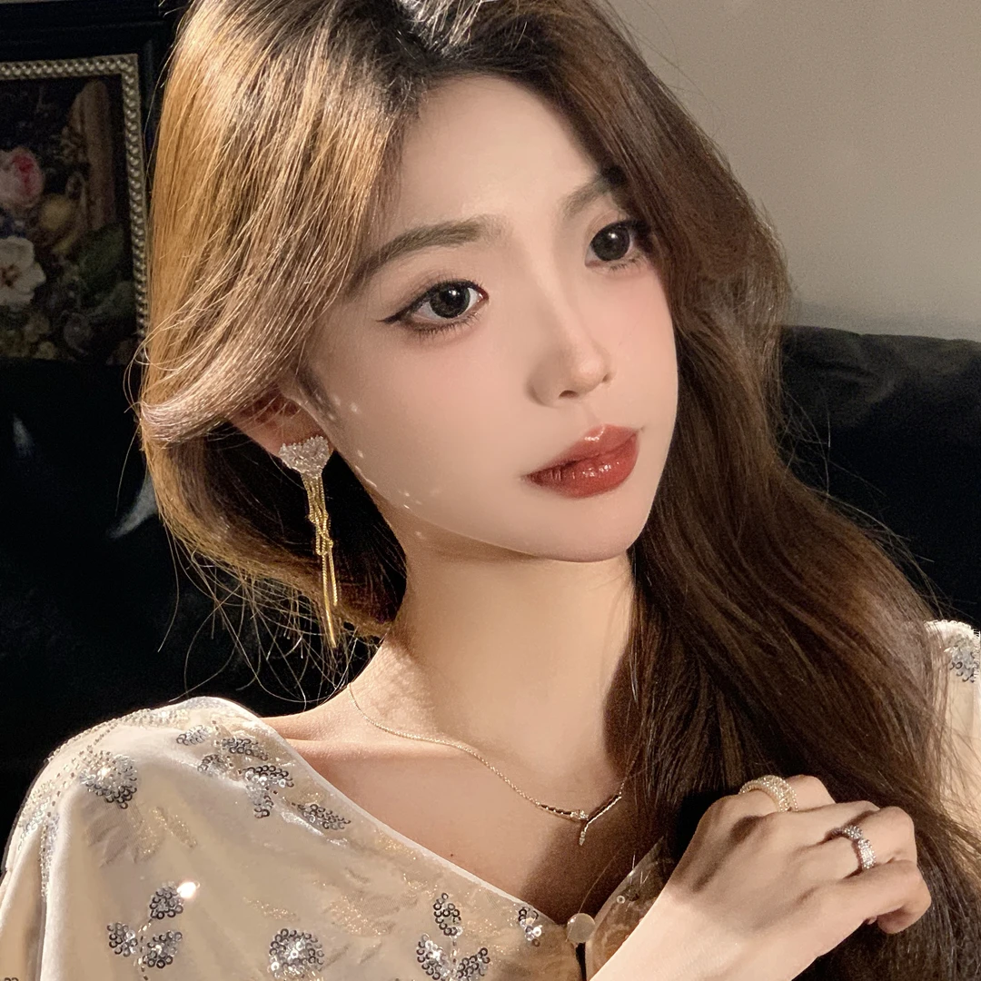 FULL GIRLISH耳环01075满镶爱心流苏气质耳饰