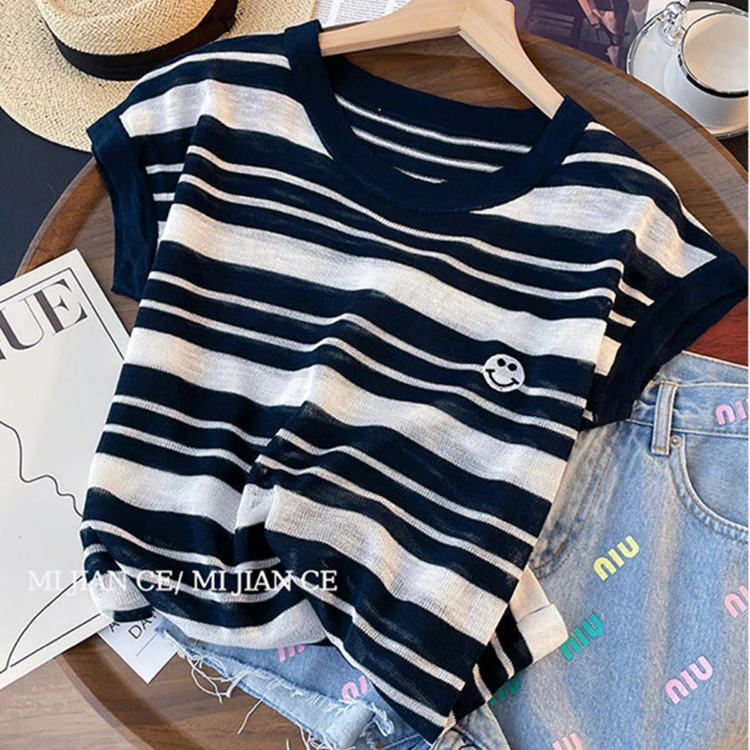 【80-180斤】今年流行的条纹冰丝短袖T恤女圆领撞色设计感上衣夏