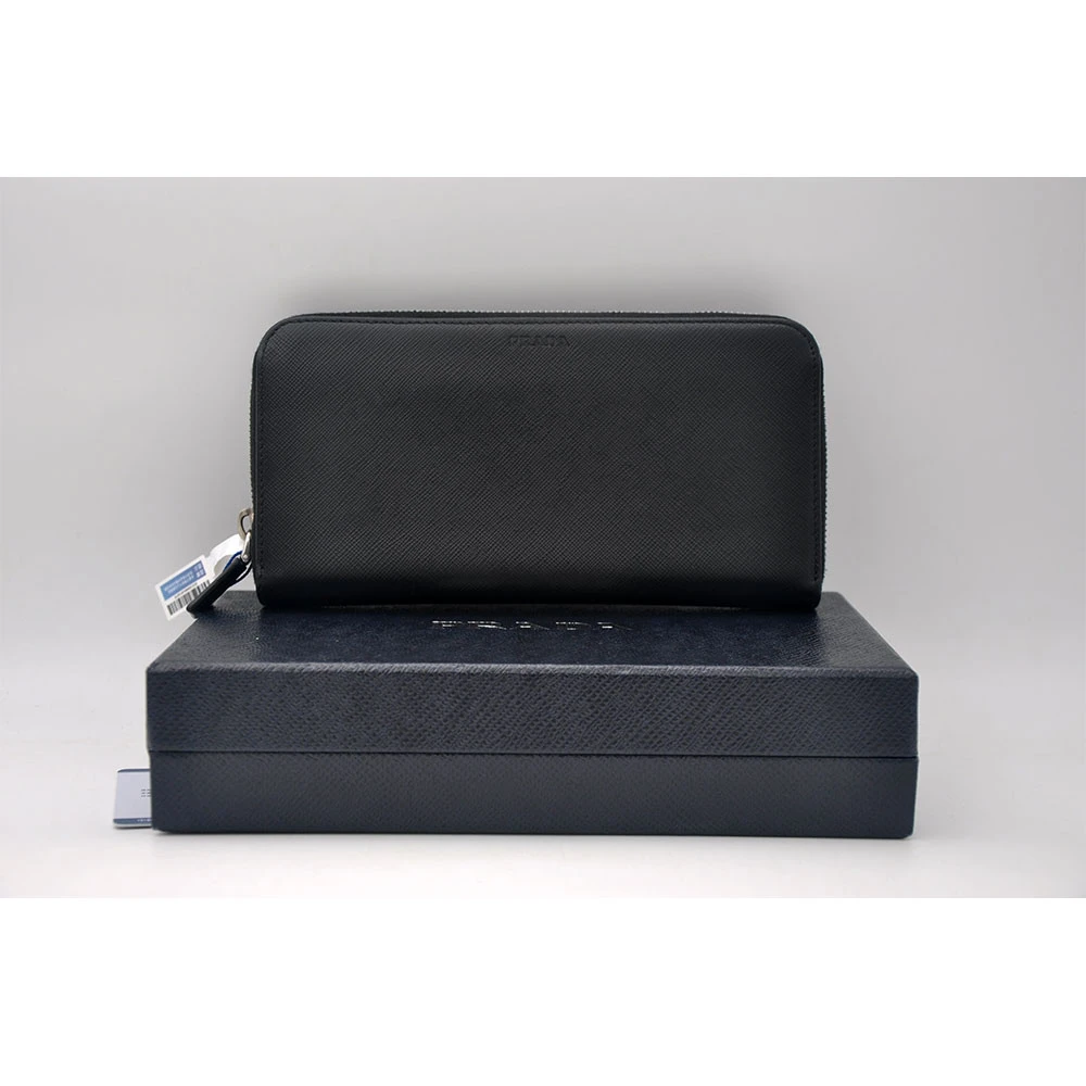 99新 Prada/普拉达 99新闲置未使用 黑银十字纹拉链钱包/24097