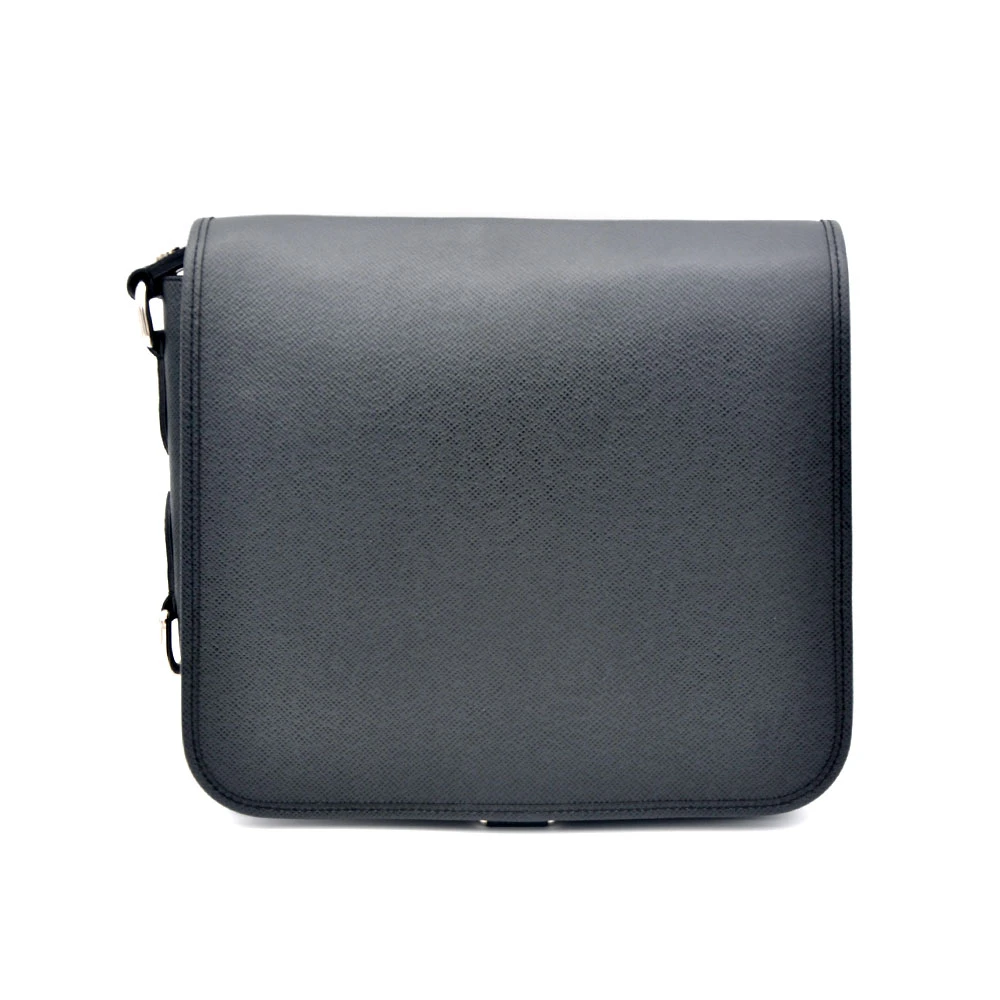 95新 LouisVuitton/路易威登  97新 炭黑色全皮邮差包28*26/63141