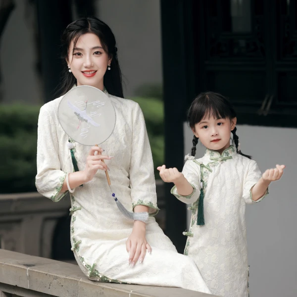 秋季新款时尚国风气质旗袍中式国潮日常复古洋气连衣裙宝宝女孩