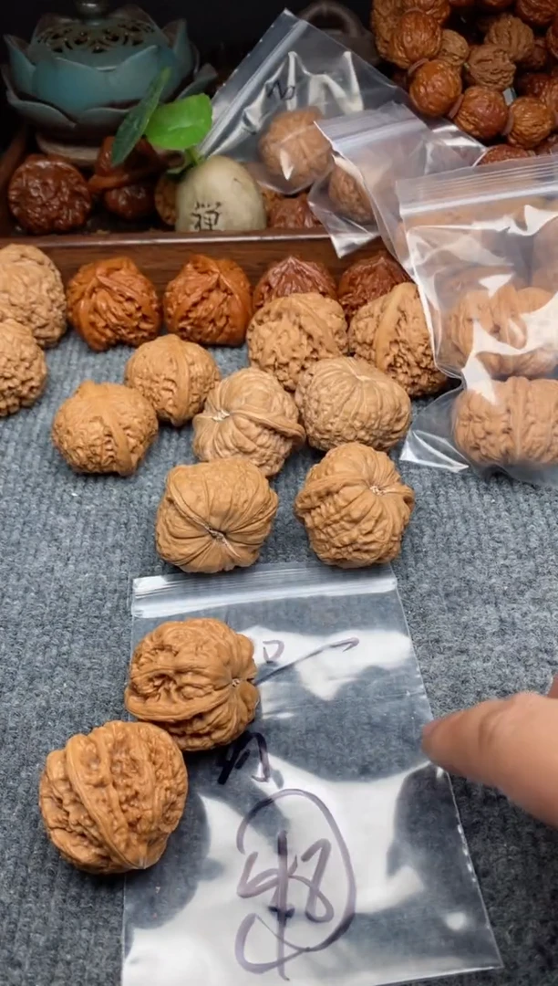 【闪购商品】文玩核桃吊坠48号 粗筋