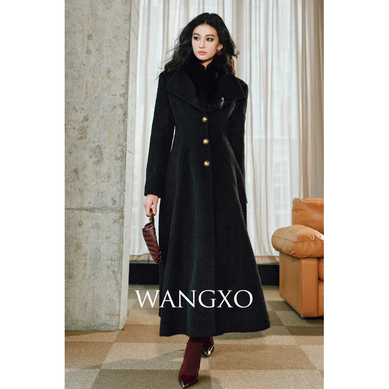 WANGXO【华贵时光】 复古赫本风收腰大翻领气质大衣 2401188W