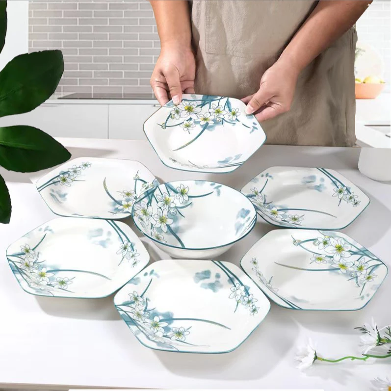 【省钱风暴】【8件套】水仙花8.5英寸六角盘6个+汤碗1个+大汤勺1个A