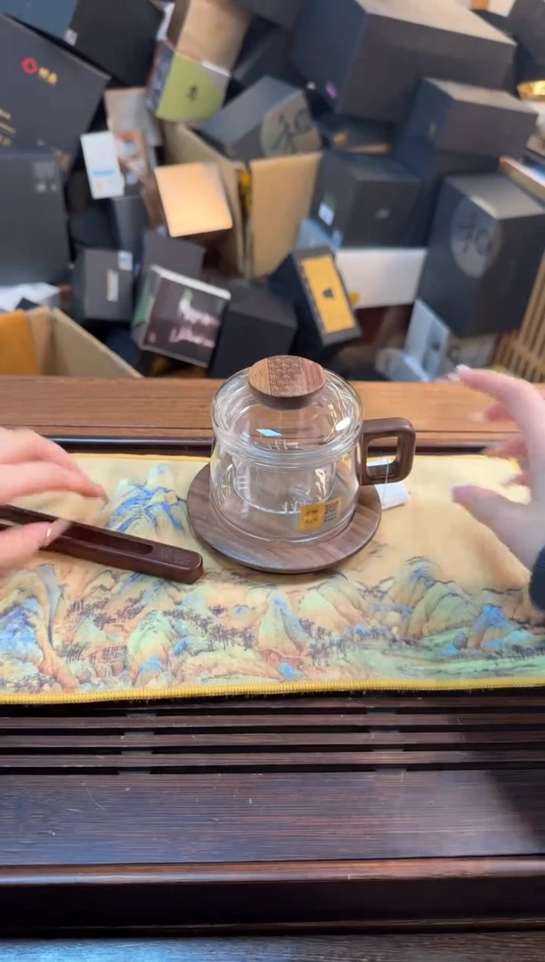 【闪购商品】1禾器臻雅杯透明+红檀木茶夹+千里江山