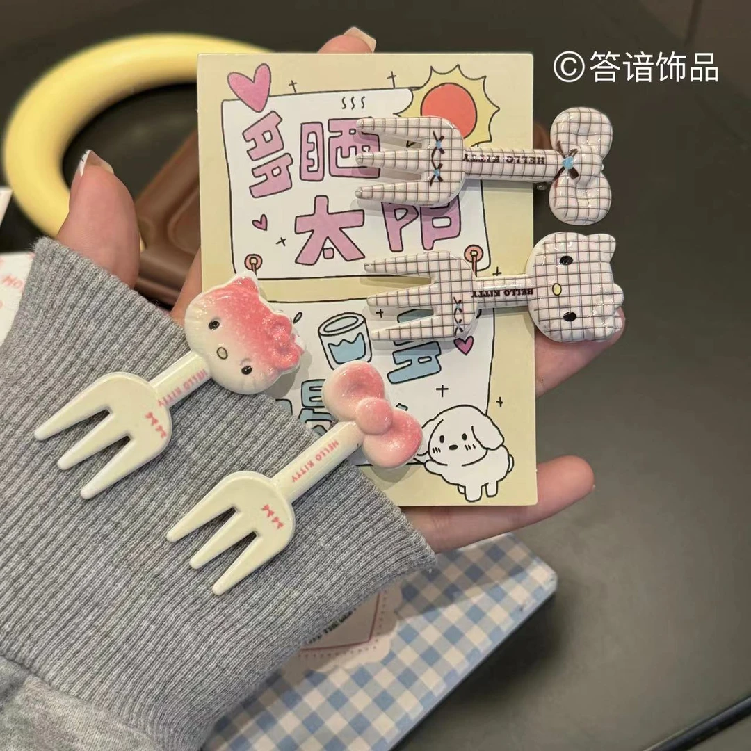 可爱格纹雅丹系列kt猫蝴蝶结叉子发夹ins少女刘海夹日系百搭头饰