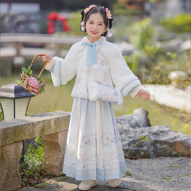 儿童马面裙秋冬2024新款加绒套装女孩拜年服冬季女童国风汉服加厚