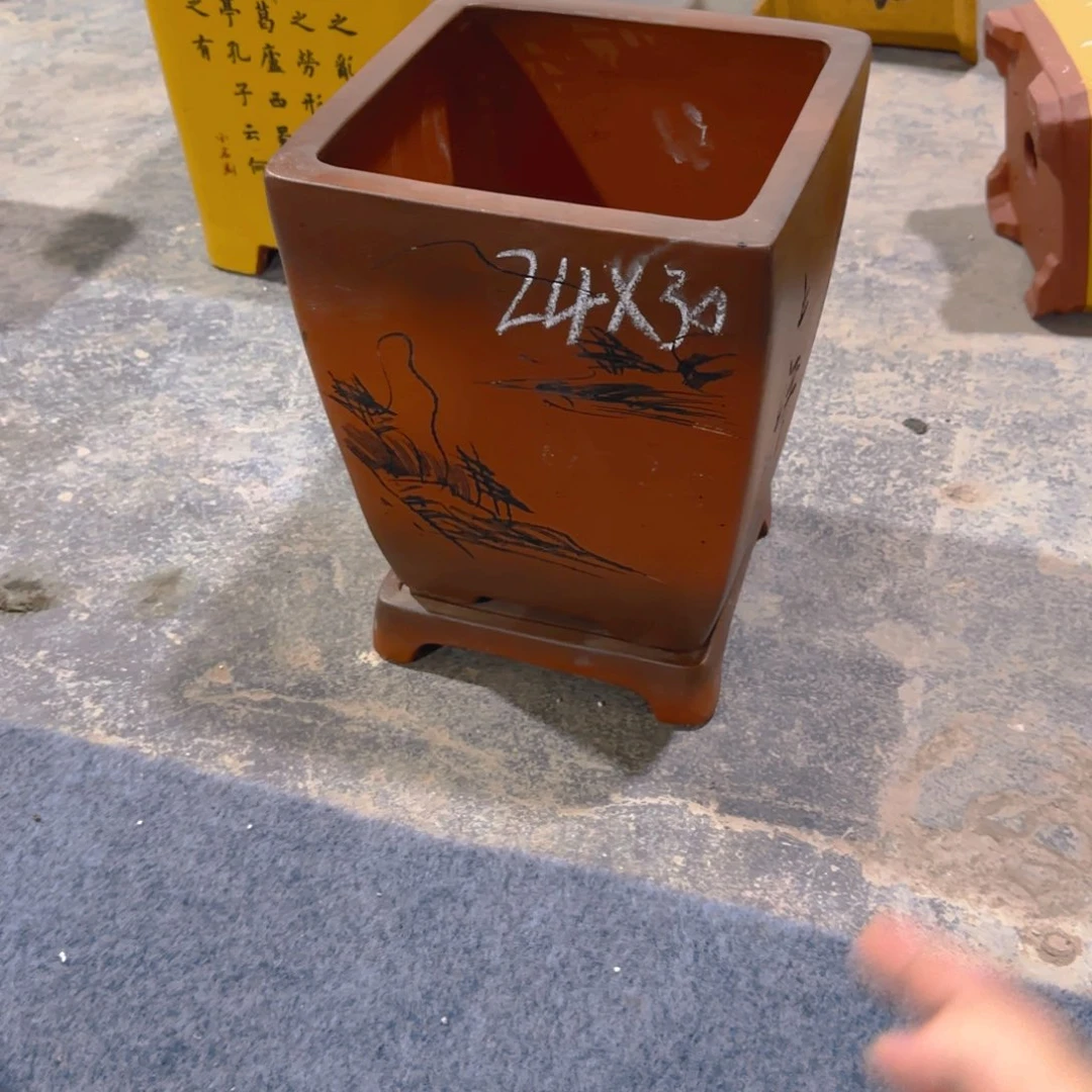 紫砂花盆呜呜呜我
