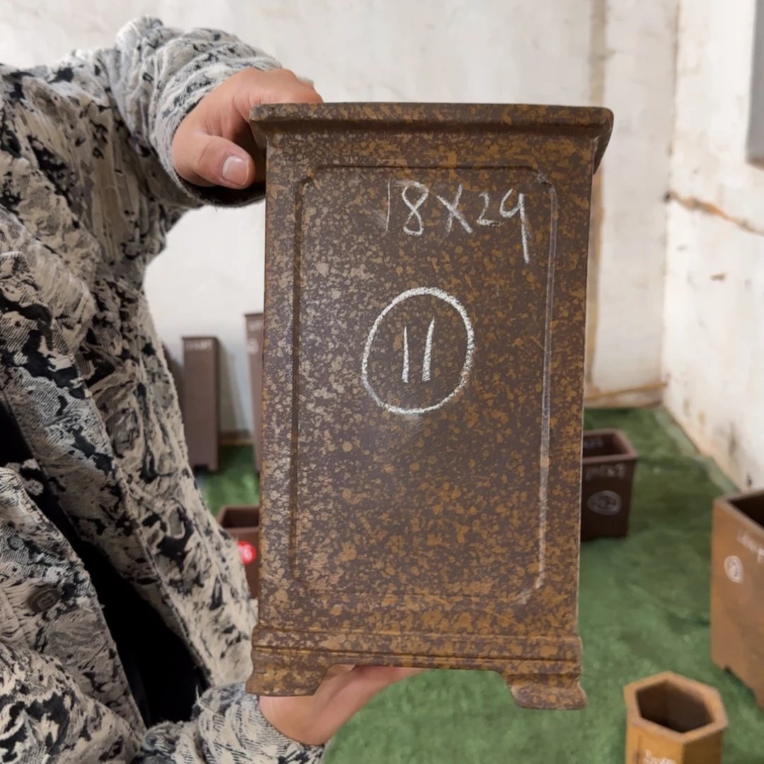 紫砂花盆呜呜呜我