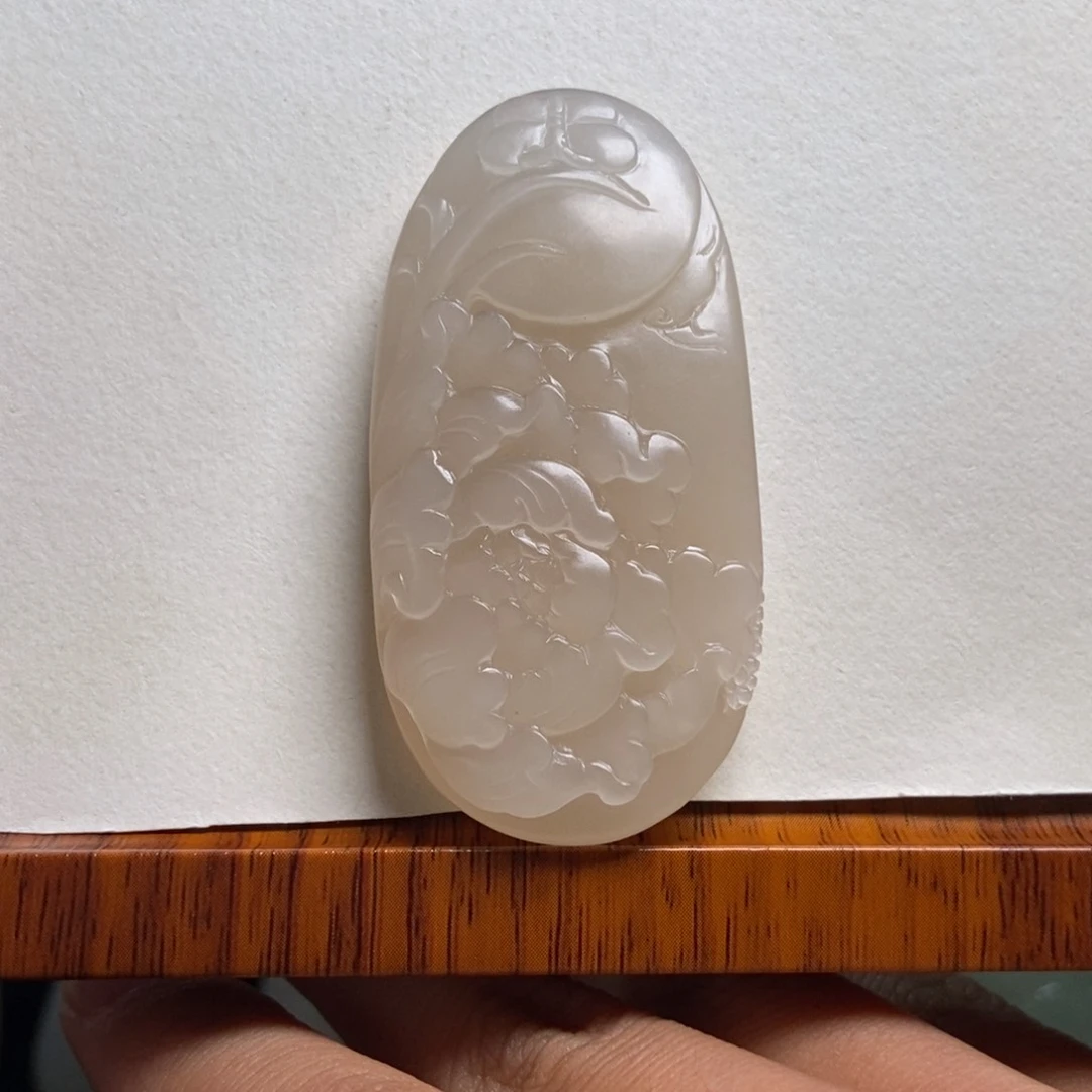 和田玉吊坠未镶嵌