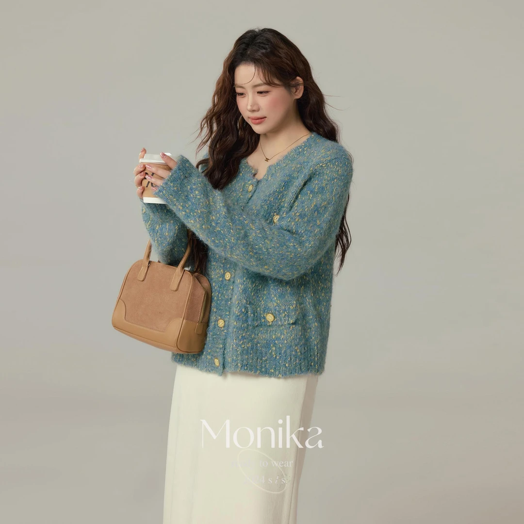 大码女装小香风毛衣女冬季韩系圆领短款针织开衫外套15525