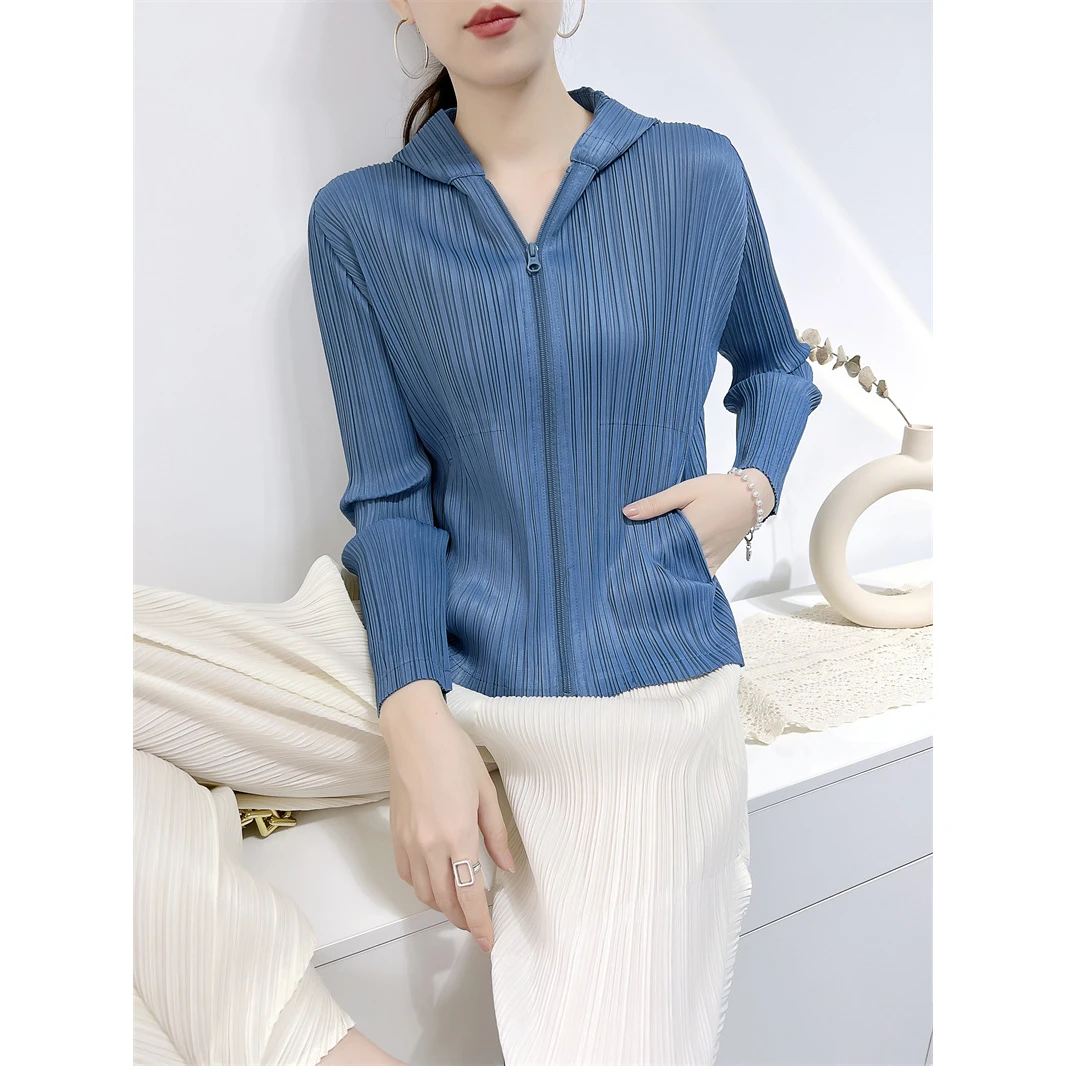 褶皱拉链衫女修身显瘦舒适休闲春秋外套连帽衫压褶短款百搭女装小