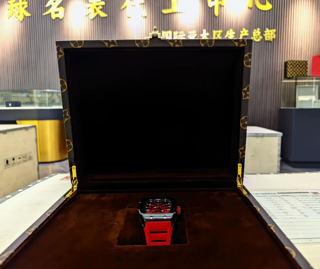 理查一世-黑武士典藏版腕表 限定发售3只  米