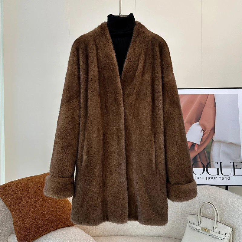 2025冬季新款天鹅绒貂皮大衣女整貂中长款年轻款V领水貂皮草外套