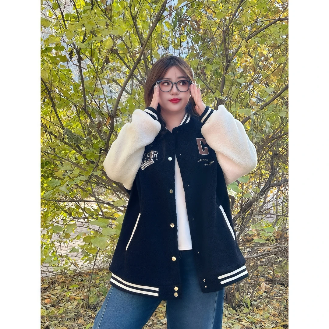 美派邮差 / 校园设计感夹棉款毛毛棒球服12198花契200斤胖mm时尚