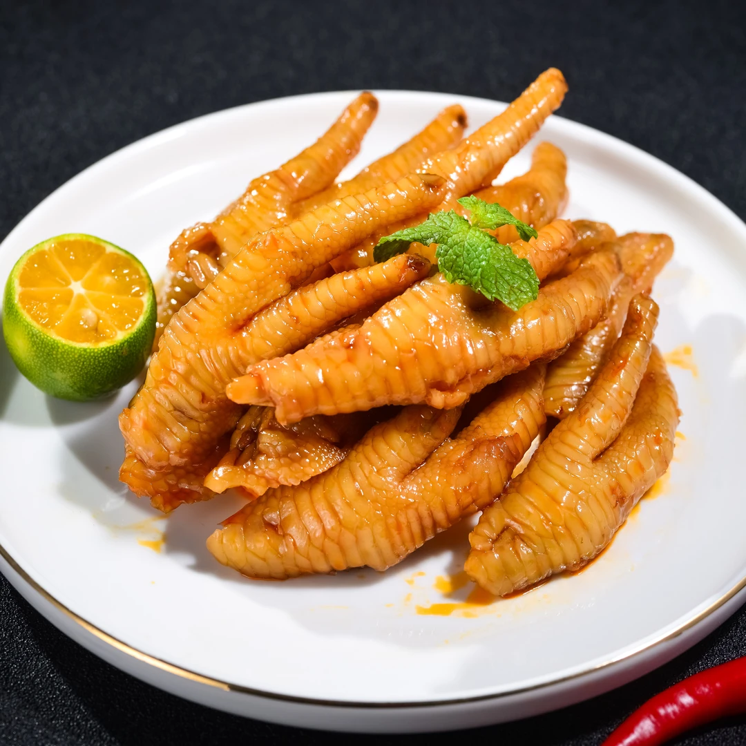 金仔酸辣鸡爪鸭掌鸡脚金桔解馋零食小吃休闲食品网红爆款