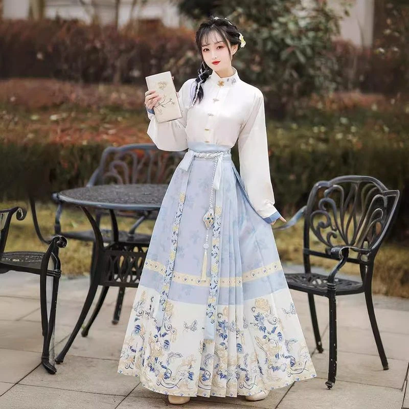 明制汉服上衣女新款原创蝶恋春夏季古风马面裙套装中国风仙气古装