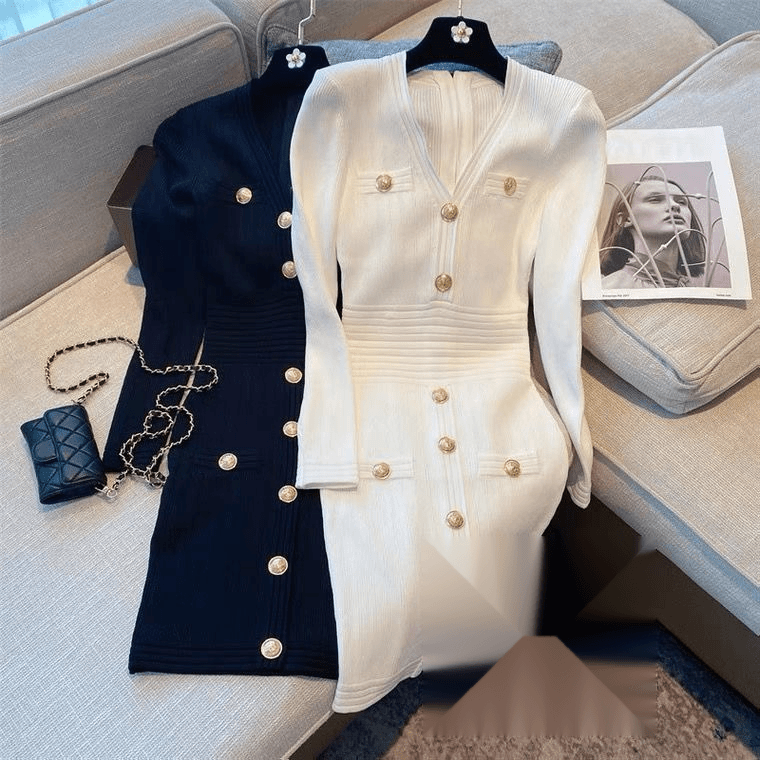 小香风针织连衣裙女2023秋新款V领收腰显瘦气质长袖小黑裙子