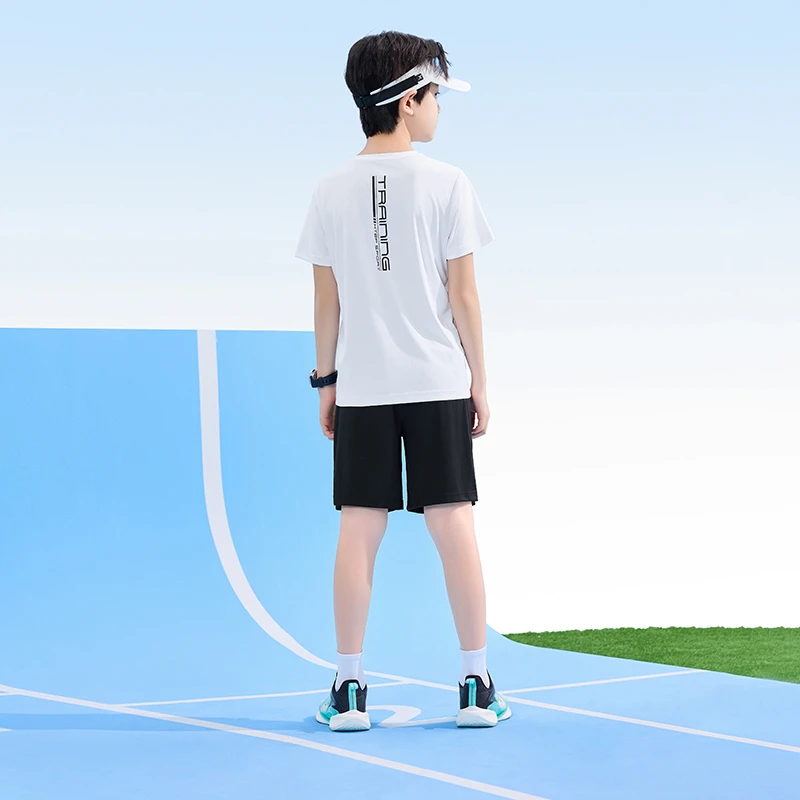 特步儿童冬季冰丝速干套装中大童运动透气短袖短裤6762255A9177