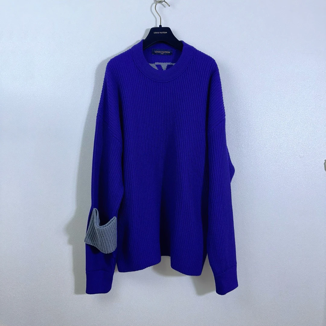 Louis Vuitton 路易威登/紫色地球毛衣/L码/99新/公价9400/002173