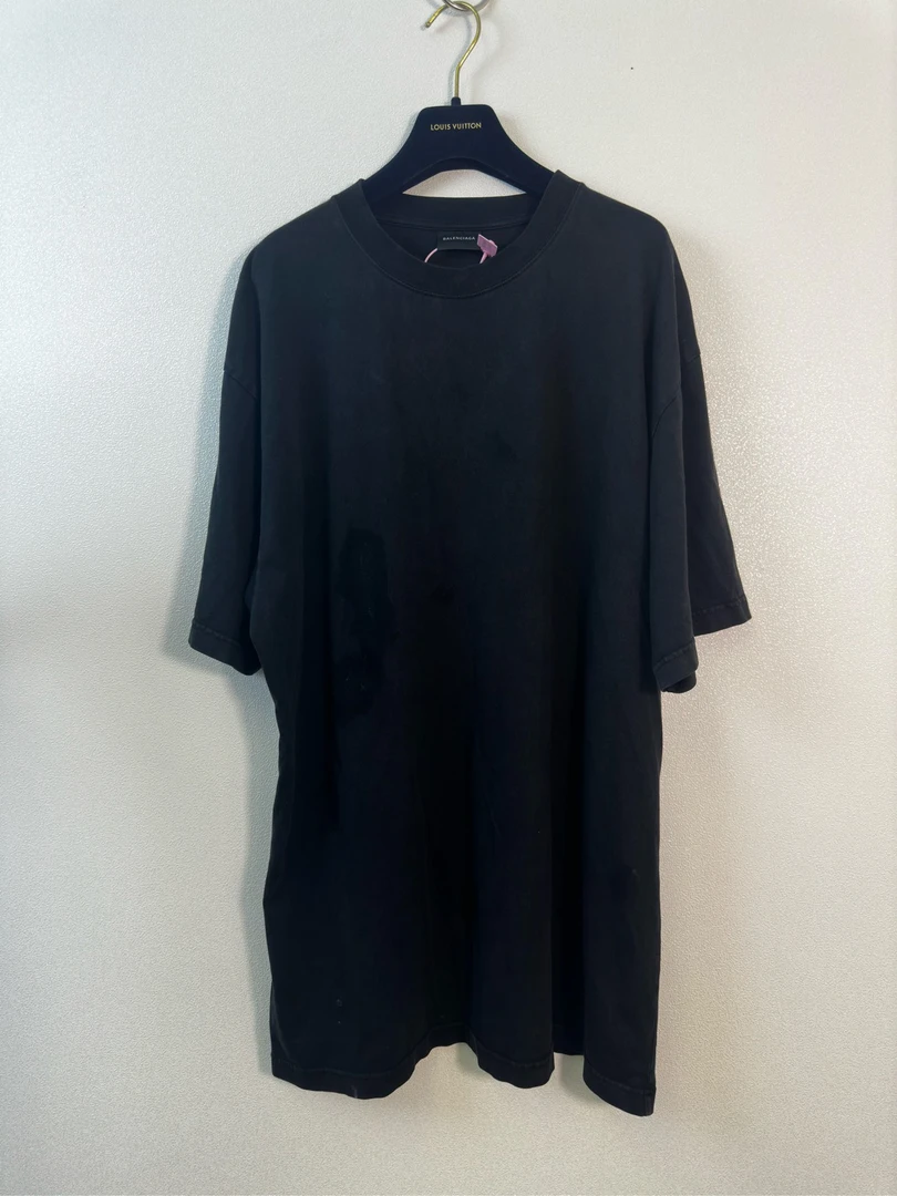 Balenciaga 巴黎世家/水洗黑水钻做旧黑色短袖/M码/99新/002096