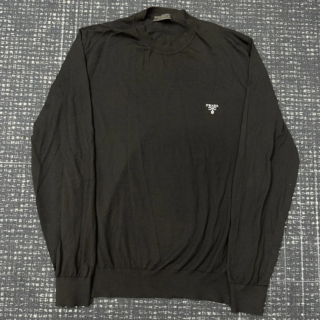 Prada 黑色羊毛圆领毛衣 99新 48码 001620