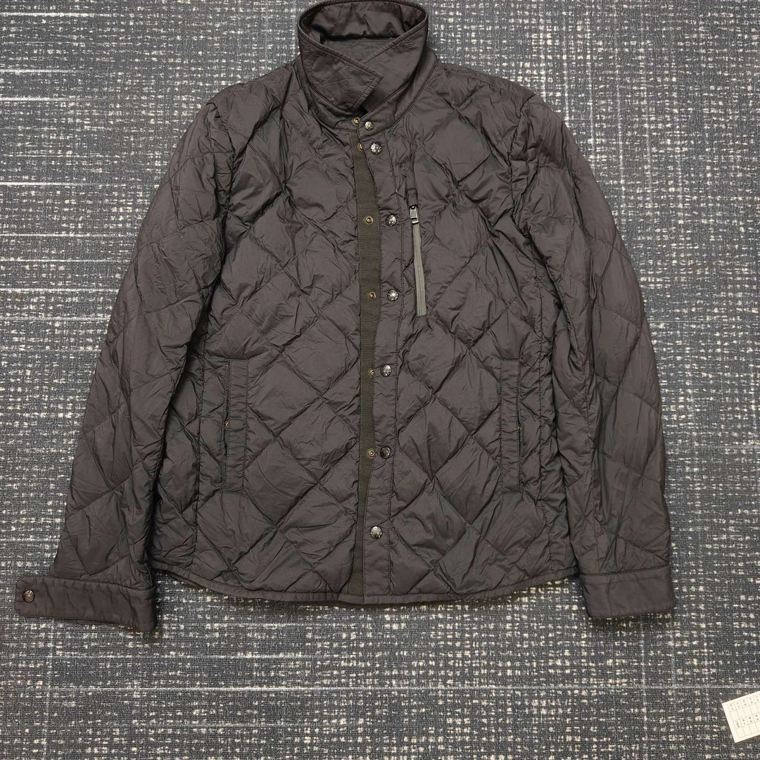 MONCLER蒙口男款羽绒外套夹克4码 99新 001850