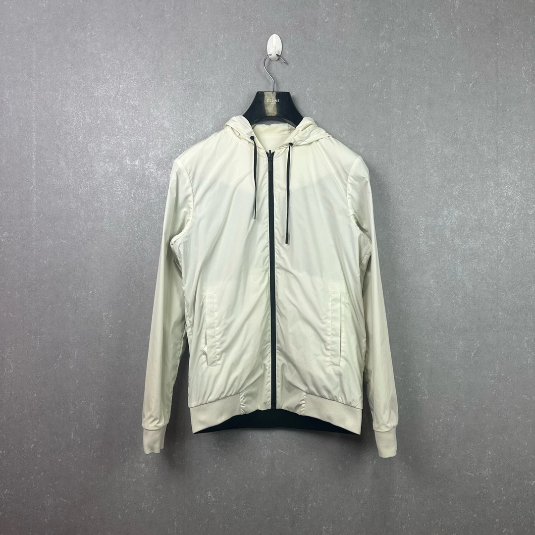 FENDI 芬迪 小怪兽连帽双面夹克外套 46/98新/公价13000/002323