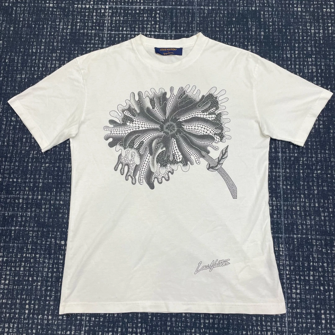路易威登 草间弥生 迷幻花白色短 S码 98新 001039 公价6150