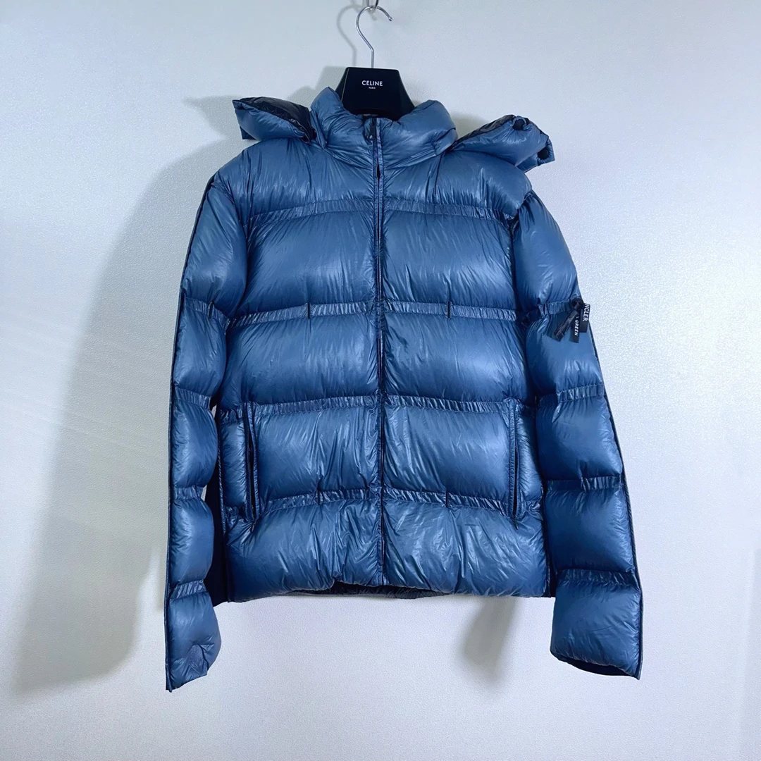 Moncler 盟可睐/20SS鹅绒连帽羽绒服/3码/95新/公价12699/002159