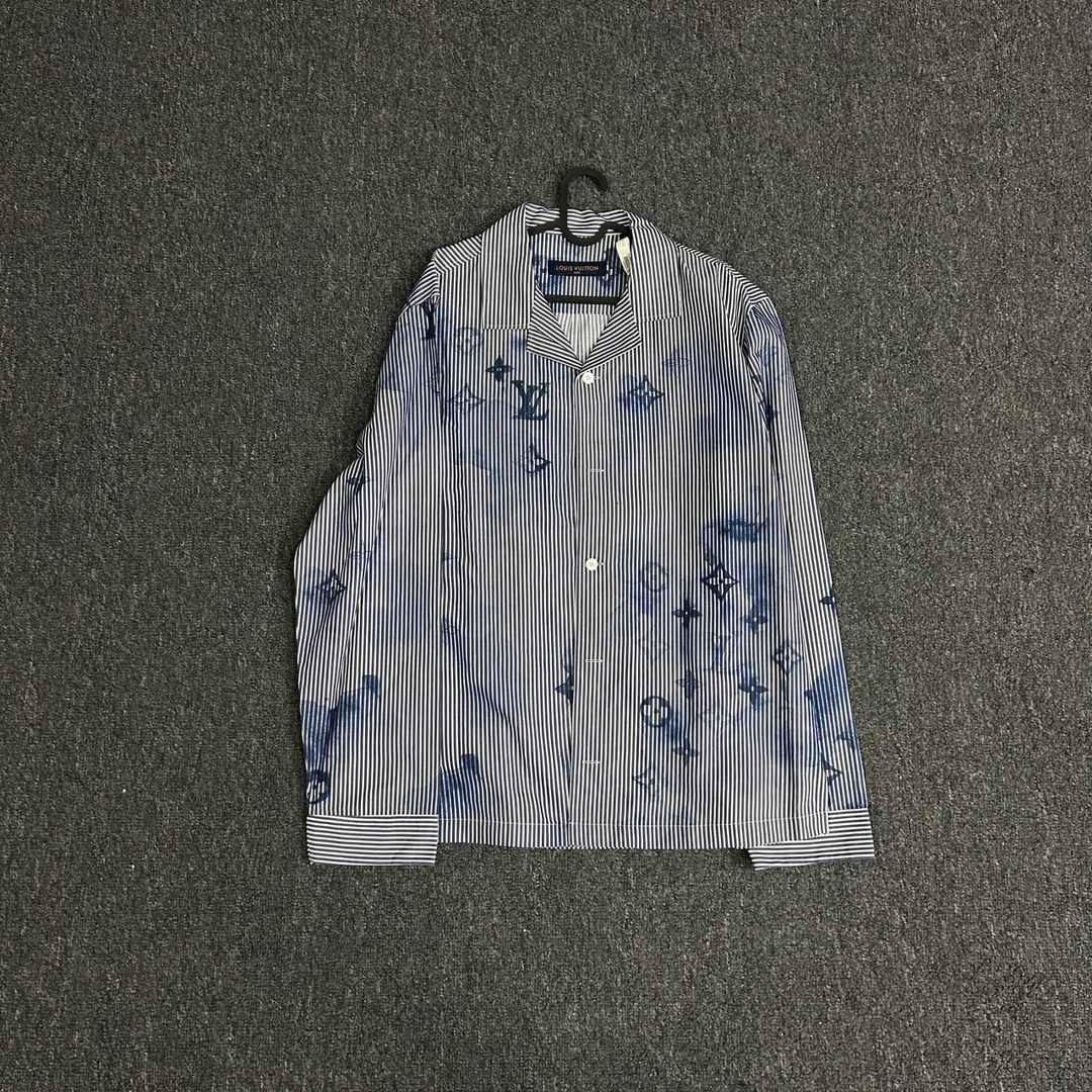 Lv /路易威登 水墨衬衫 XL码 /99新 /Sl000517