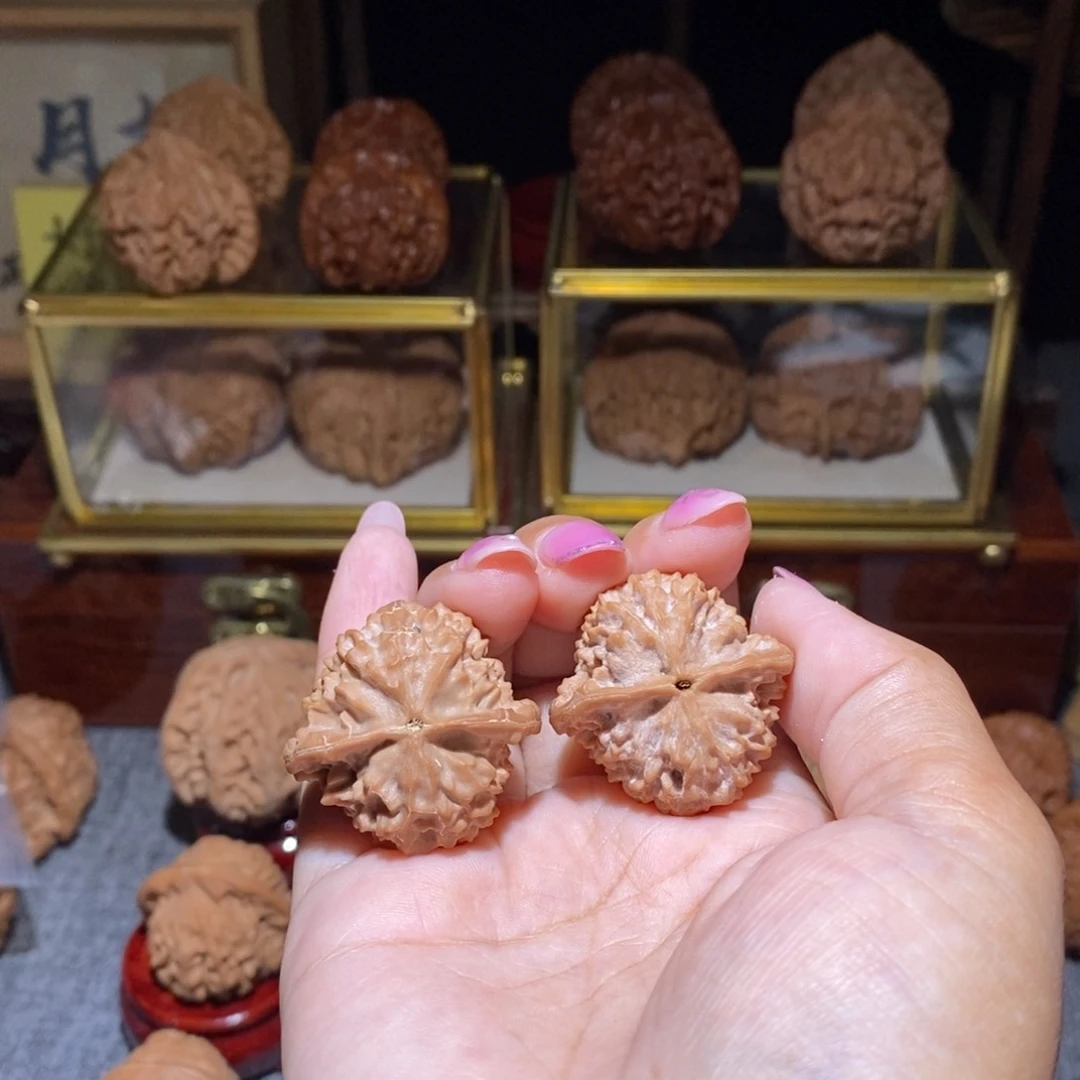 文玩核桃吊坠吉***.珊瑚塔31
