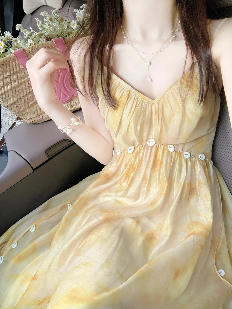法式收腰显瘦晕染吊带连衣裙女夏季新款气质女神范海边度假风长裙
